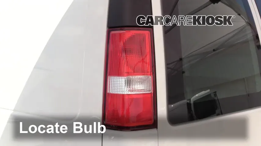 2017 GMC Savana 2500 4.8L V8 FlexFuel Extended Cargo Van Luces Luz de reversa (reemplazar foco)